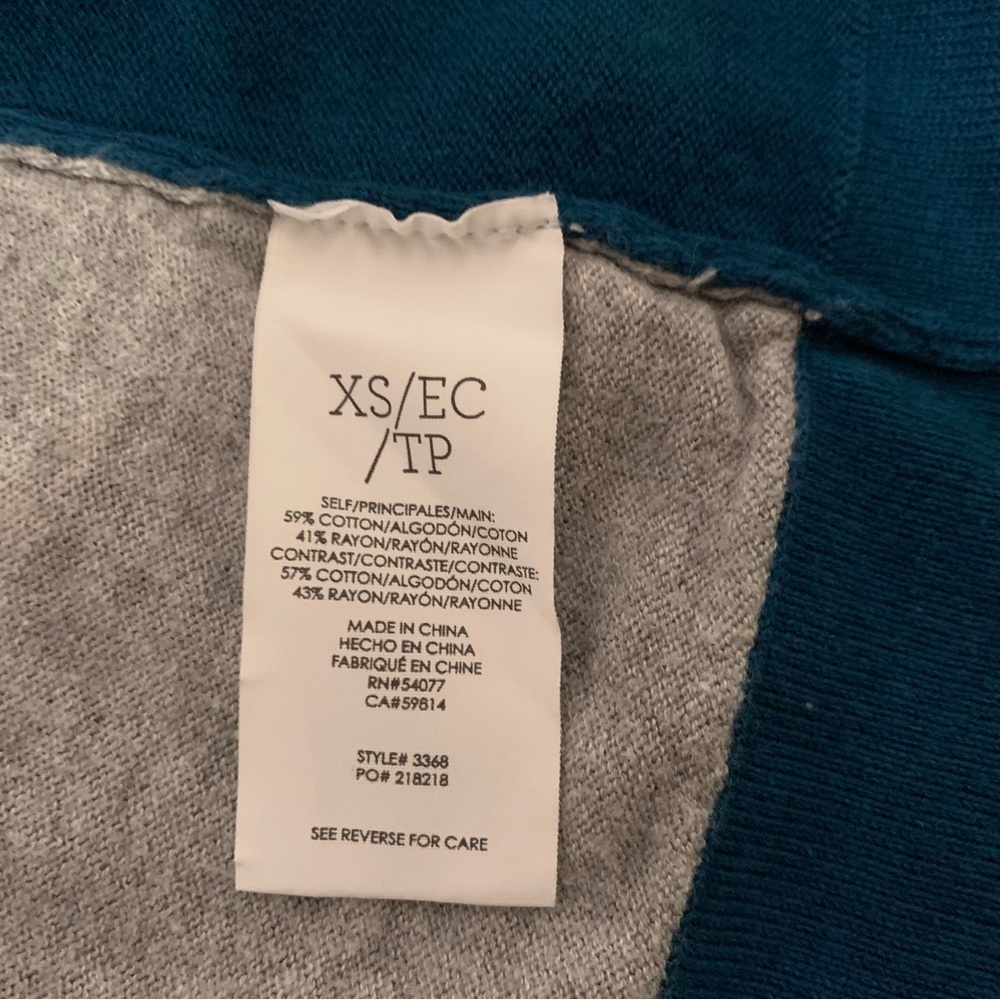 Cabi Moroccan Blue V-Neck Snap-Closure Long-Sleeve Ever Cardigan #3368 Teal - Picture 6 of 6